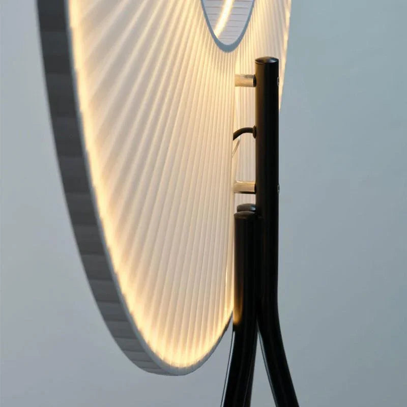 10 HEURES 10 Iris 60 Tripod Floor Lamp | All Square Lighting