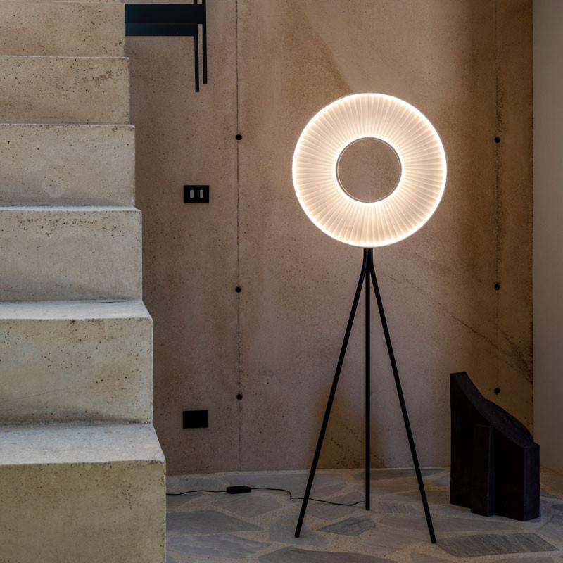 10 HEURES 10 Iris 60 Tripod Floor Lamp | All Square Lighting