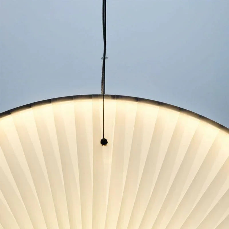 10 HEURES 10 Iris 60 Vertical Pendant Light | All Square Lighting