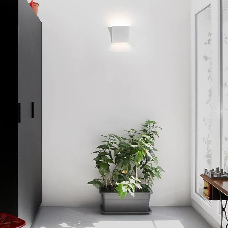 100% Light UK 2012 Wall Light | All Square Lighting