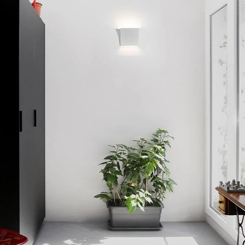 100% Light UK 2012 Wall Light | All Square Lighting