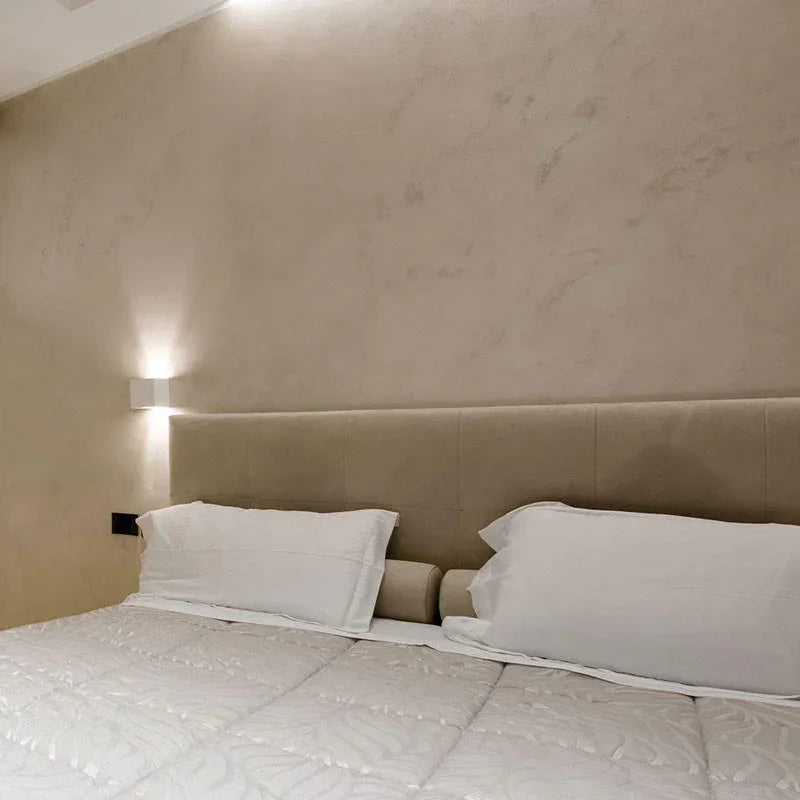 100% Light UK 2336B LED Wall Light | All Square Lighting