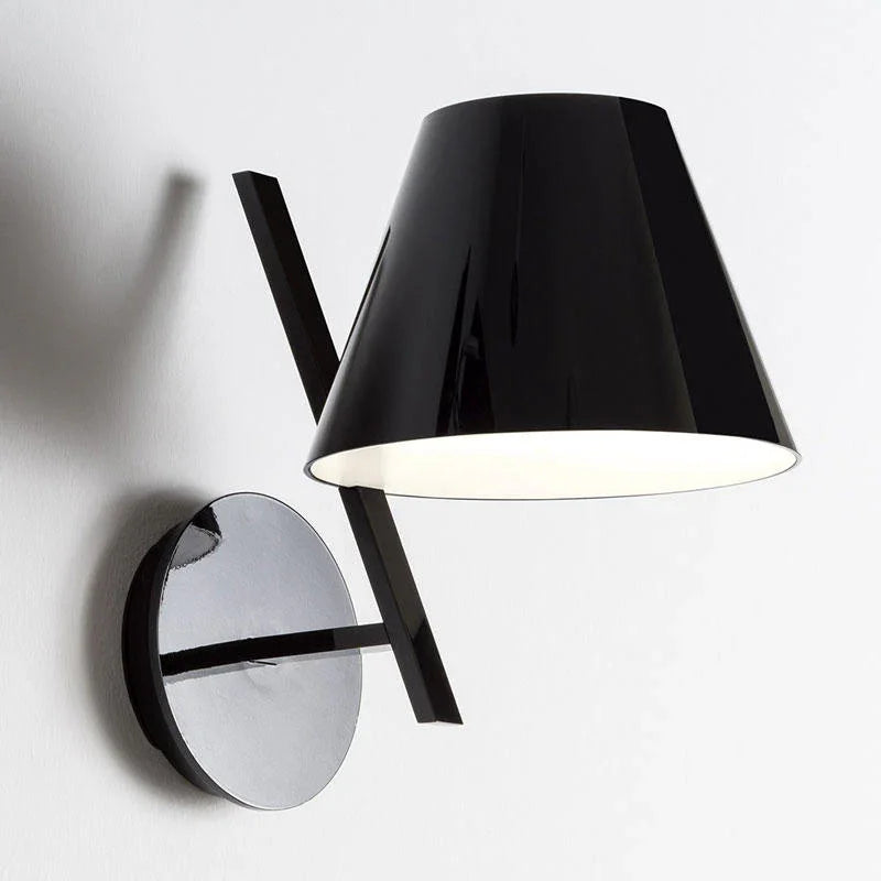Artemide La Petite Wall Light | All Square Lighting