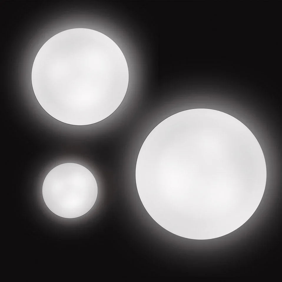 Artemide Itka 35 Wall Light | All Square Lighting