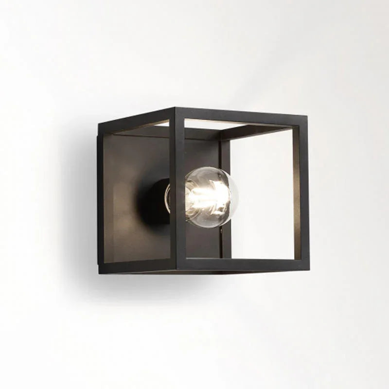Delta Light Montur S O Wall Light | All Square Lighting