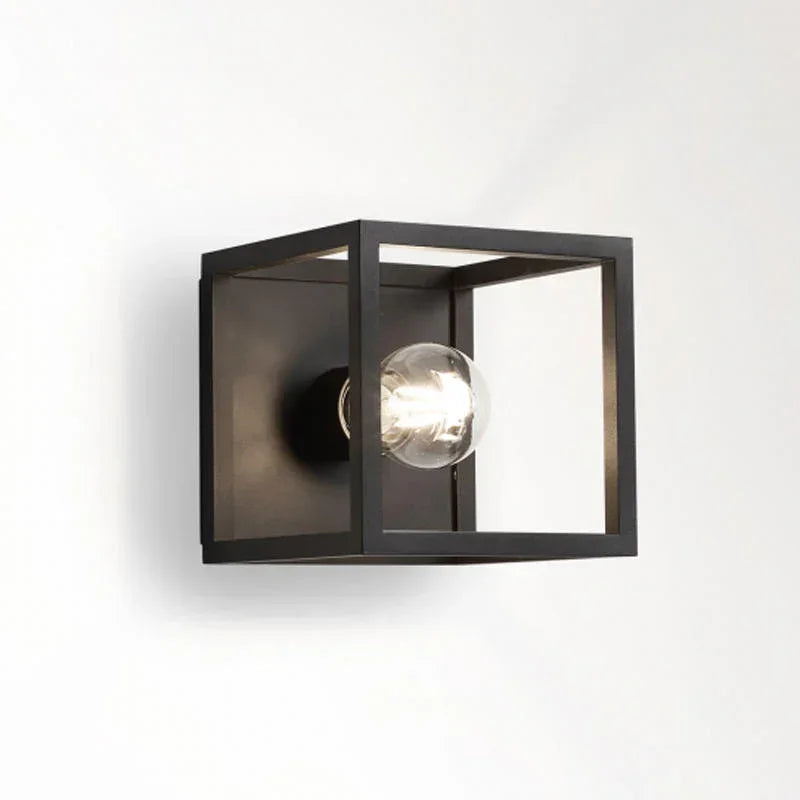 Delta Light Montur S O Wall Light | All Square Lighting