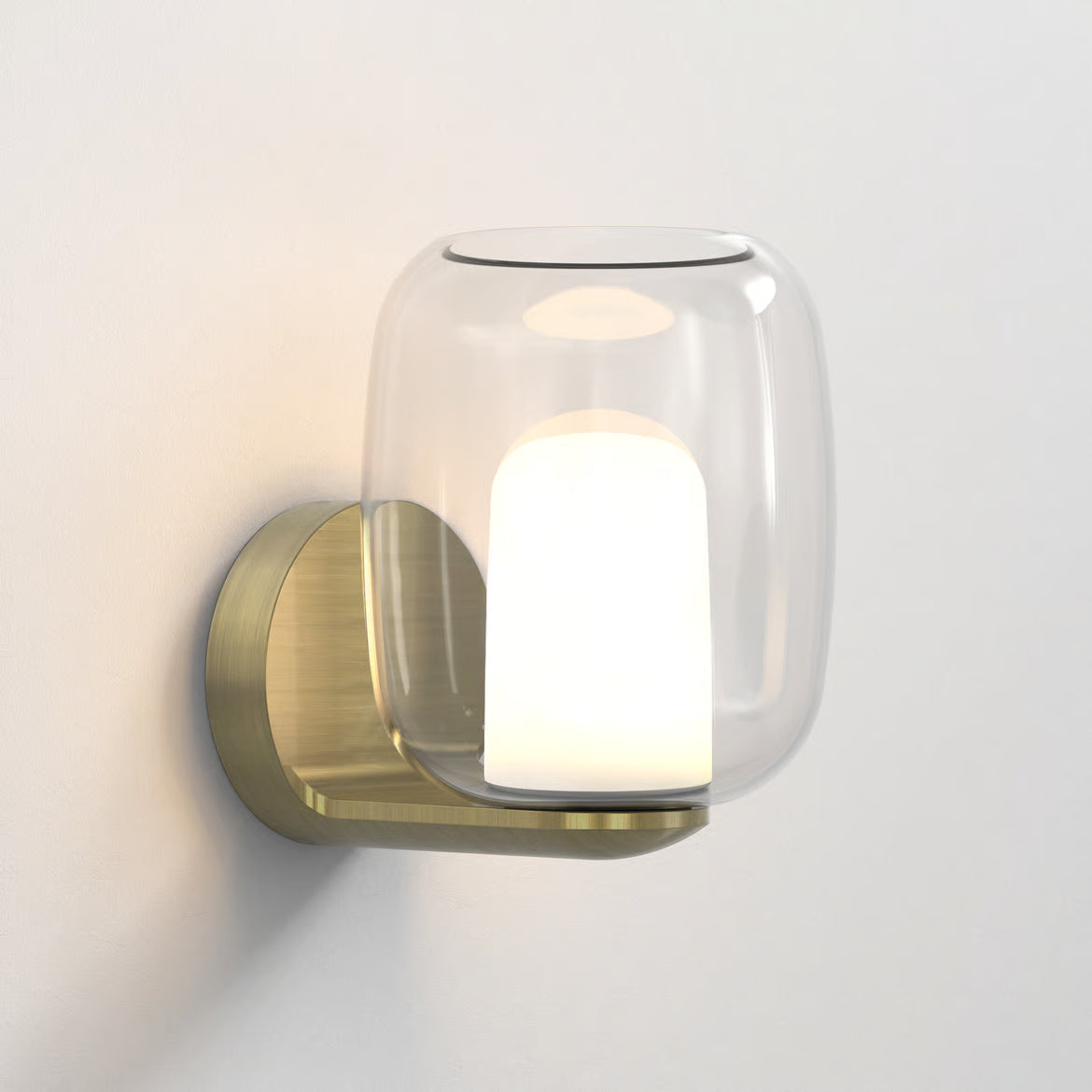 Aquina Wall Light