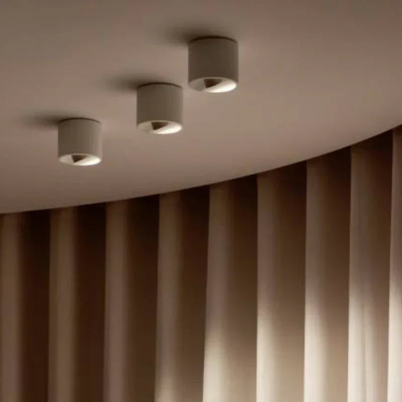 Coro Alto Zoom Up Spotlight