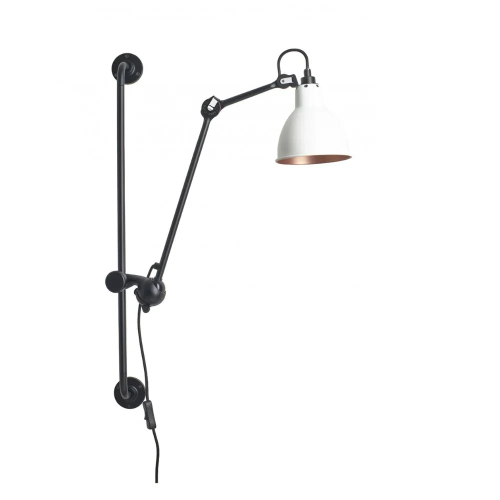 N°210 Plug Switch & Cable Wall Light
