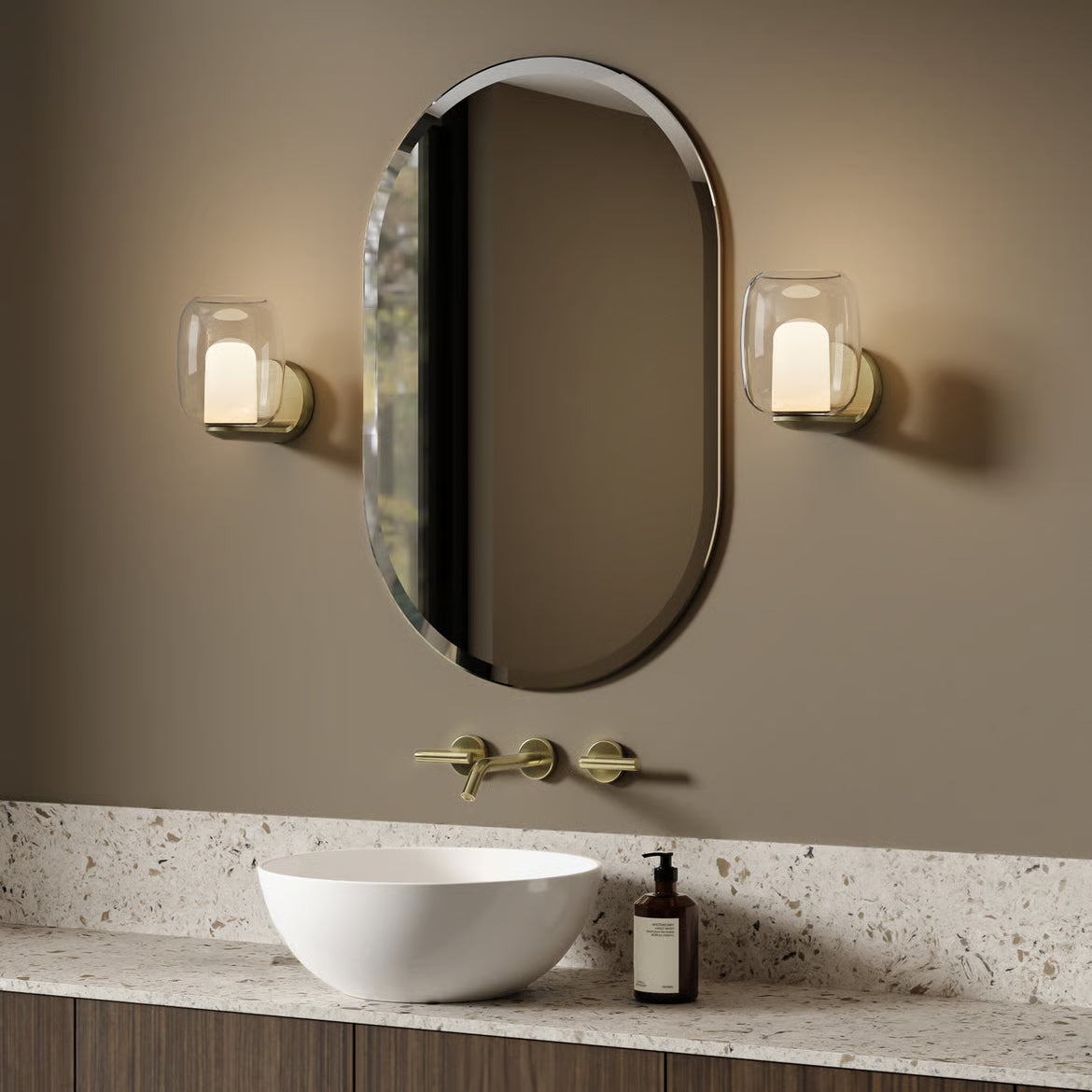 Aquina Wall Light