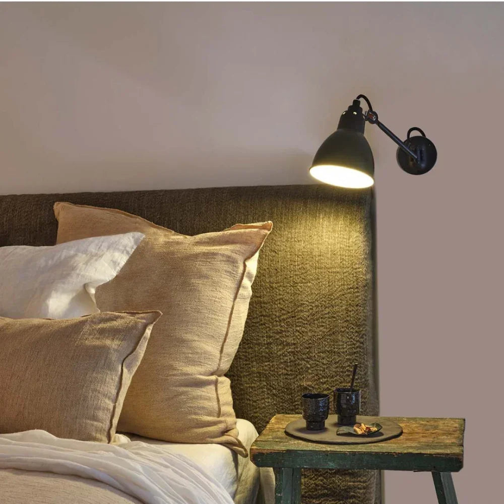N°104 Wall Light