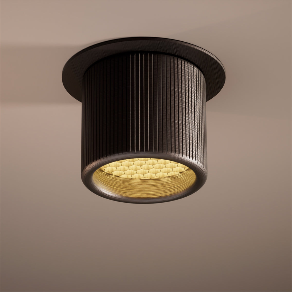 Lichelle L Raised 46 5400 Spotlight