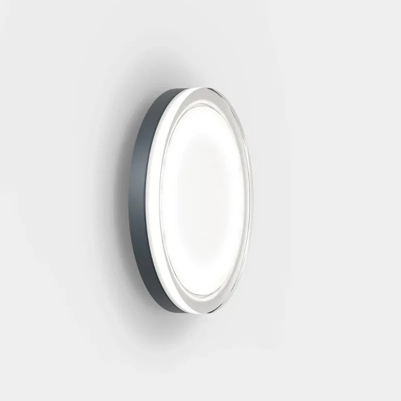 IP44.de Lisc Wall Light | All Square Lighting