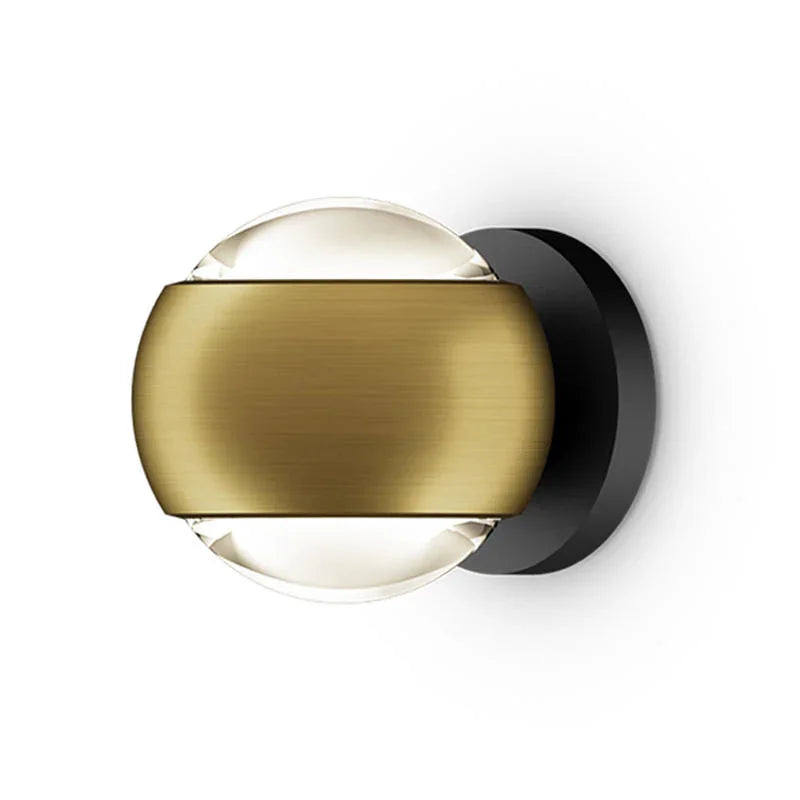 Occhio Io Verticale VOLT Wall Light | All Square Lighting