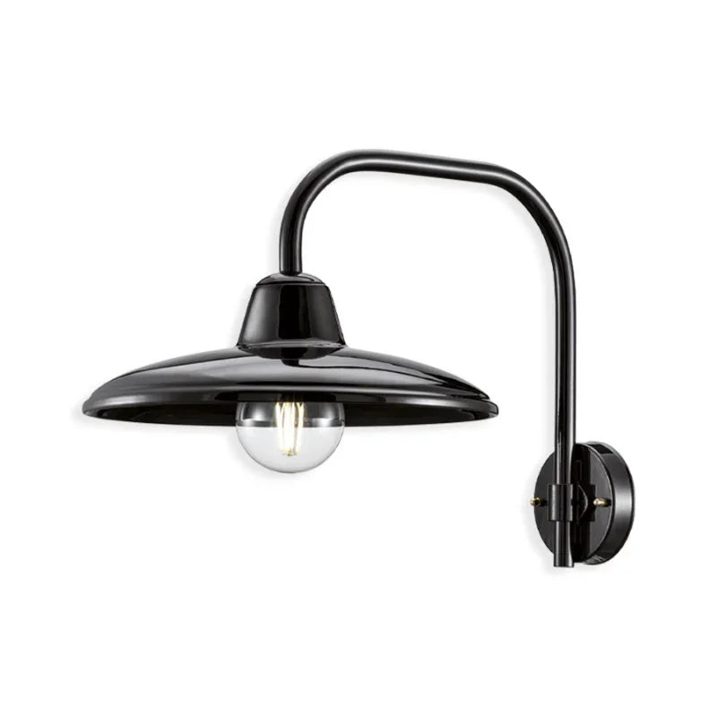Ferroluce B&W C2337 Wall Light | All Square Lighting