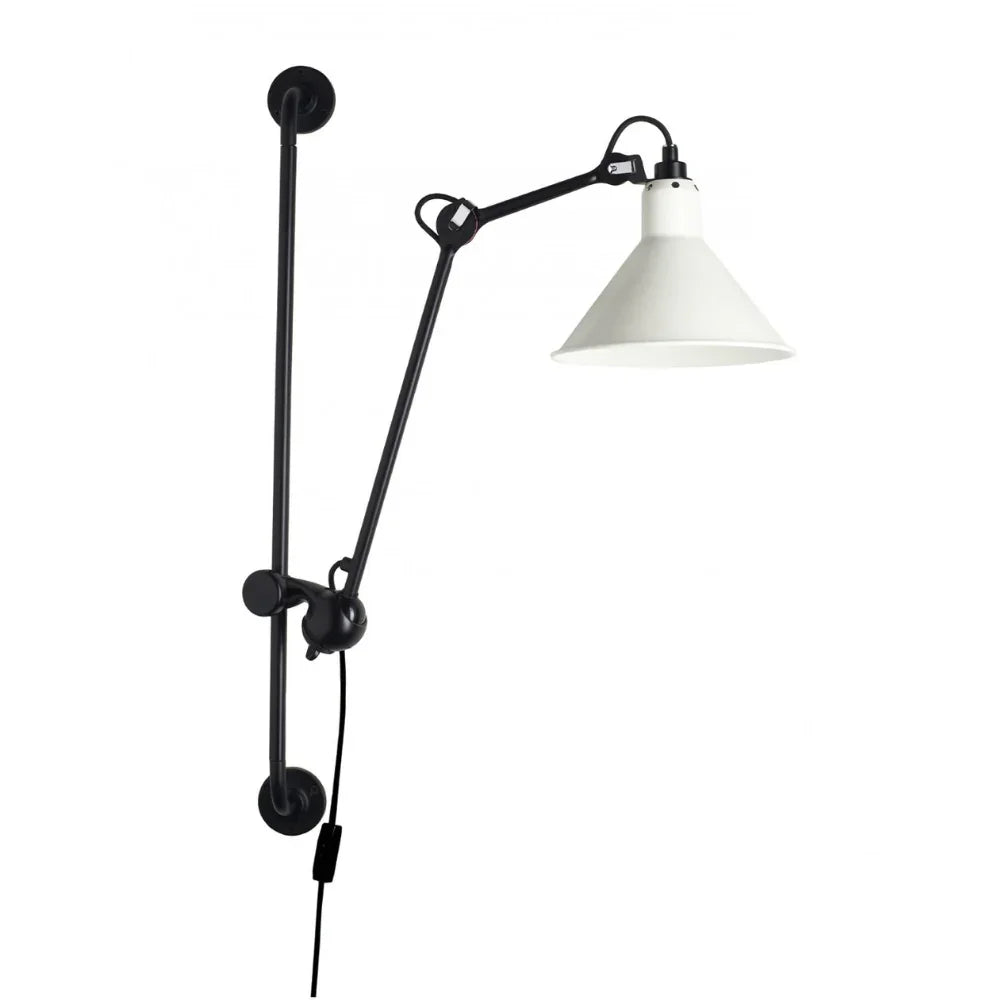 N°210 Plug Switch & Cable Wall Light