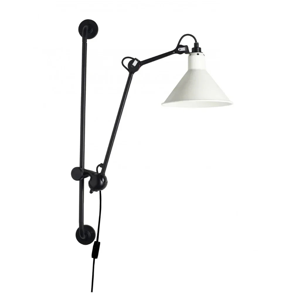 N°210 Plug Switch & Cable Wall Light