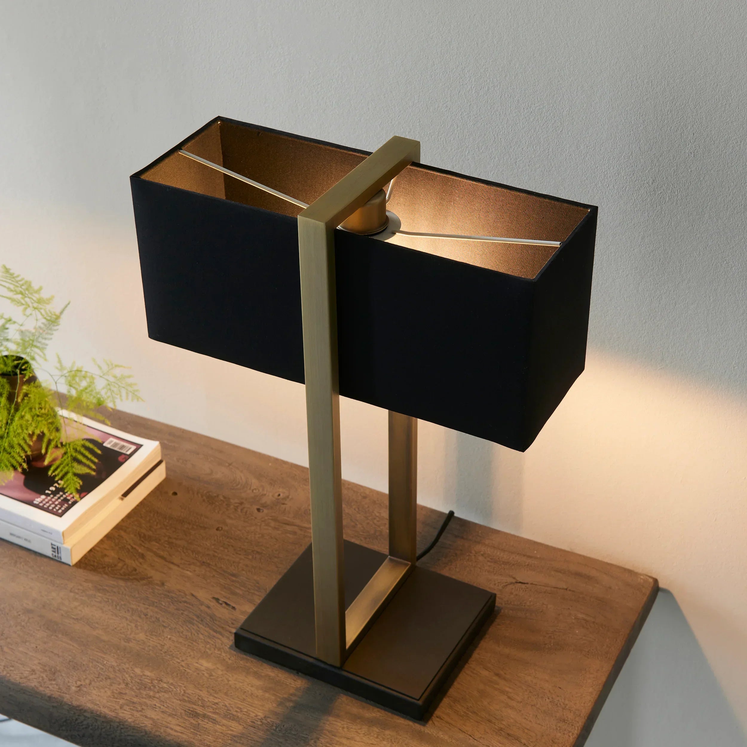 Rectangles Accent Table Lamp