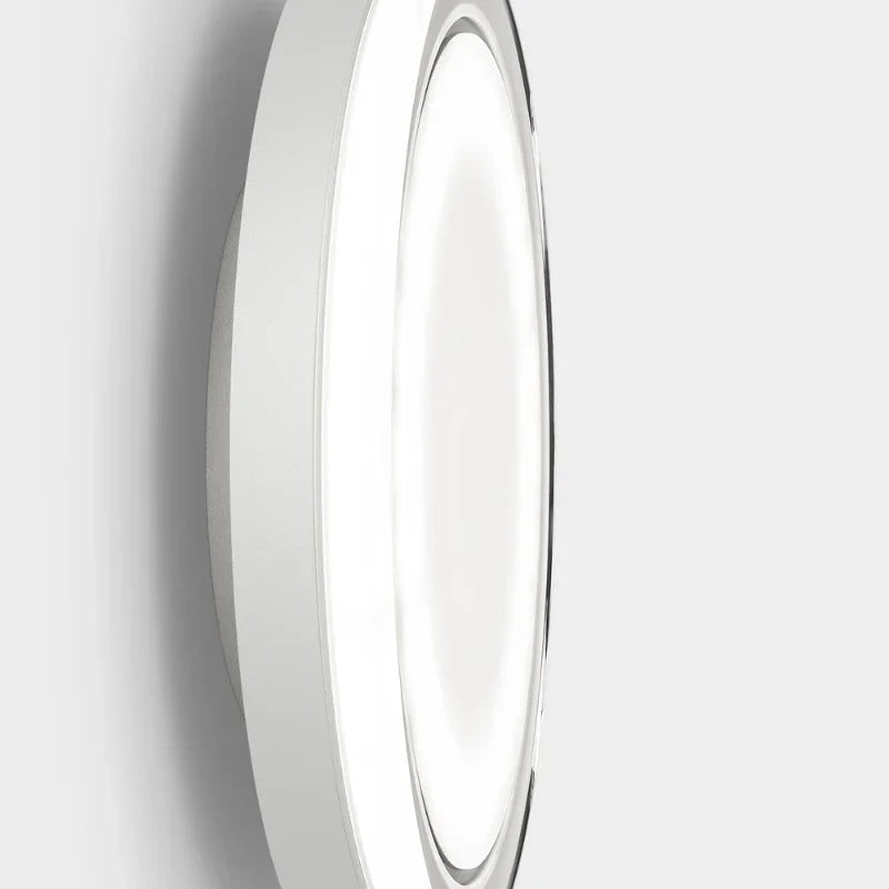 IP44.de Lisc Wall Light | All Square Lighting