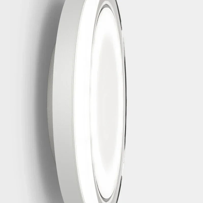 IP44.de Lisc Wall Light | All Square Lighting