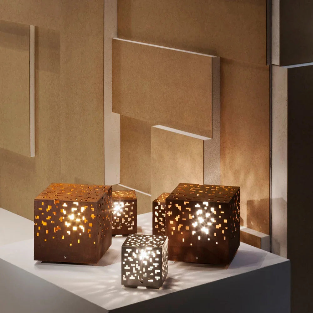 AMS Outdoor Floor Lamp