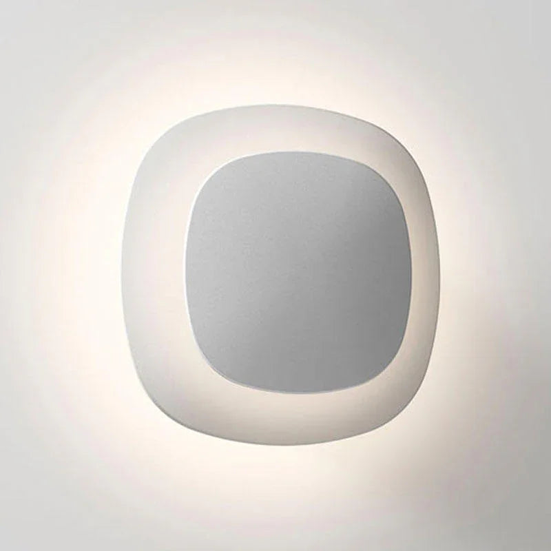 Luceplan Luthien Wall Light | All Square Lighting