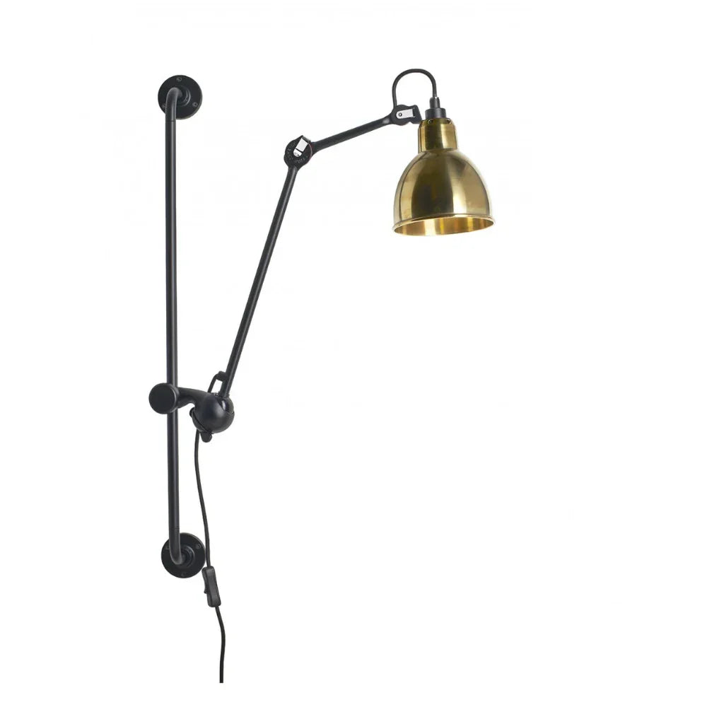 N°210 Plug Switch & Cable Wall Light
