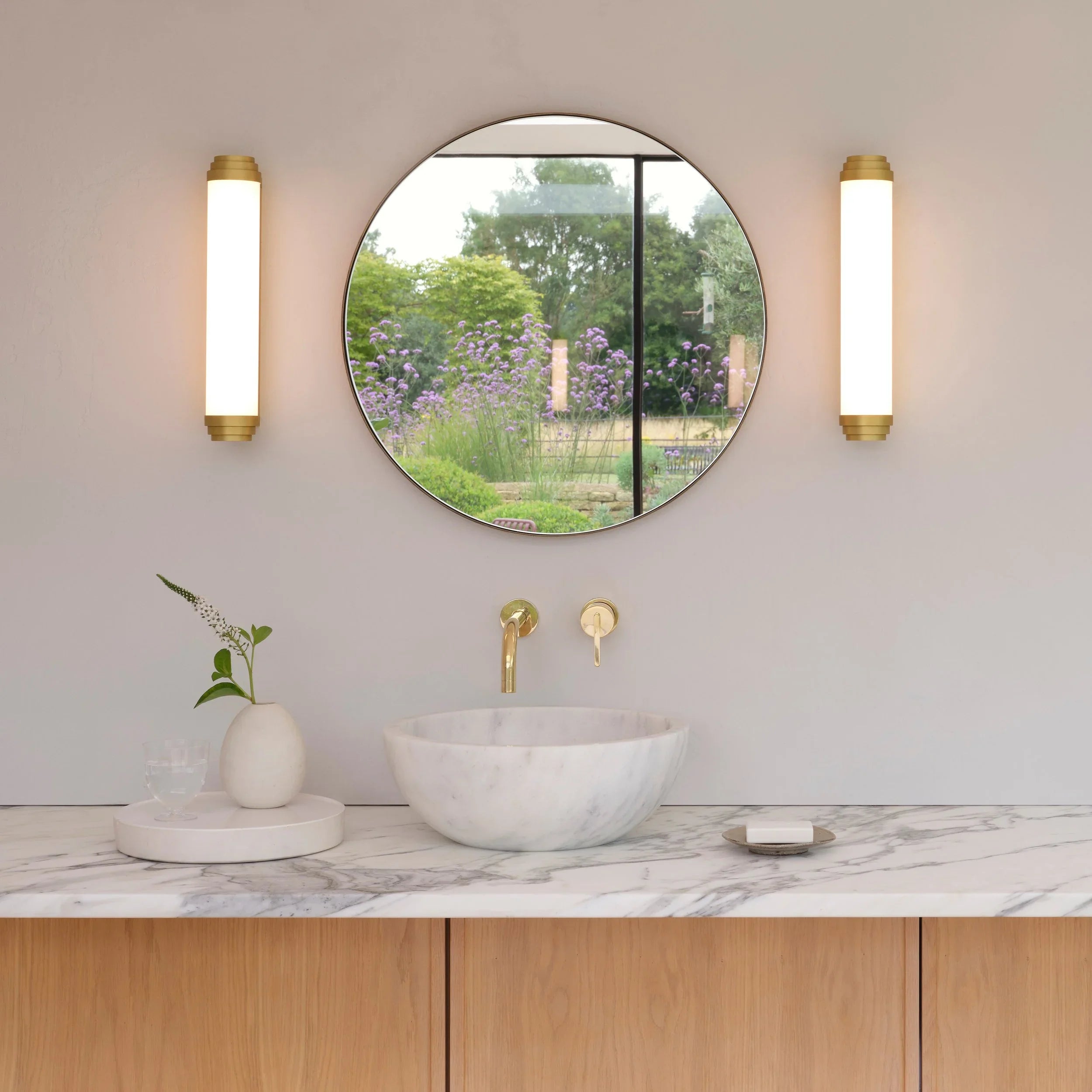 Burlington 400 Phase Wall Light