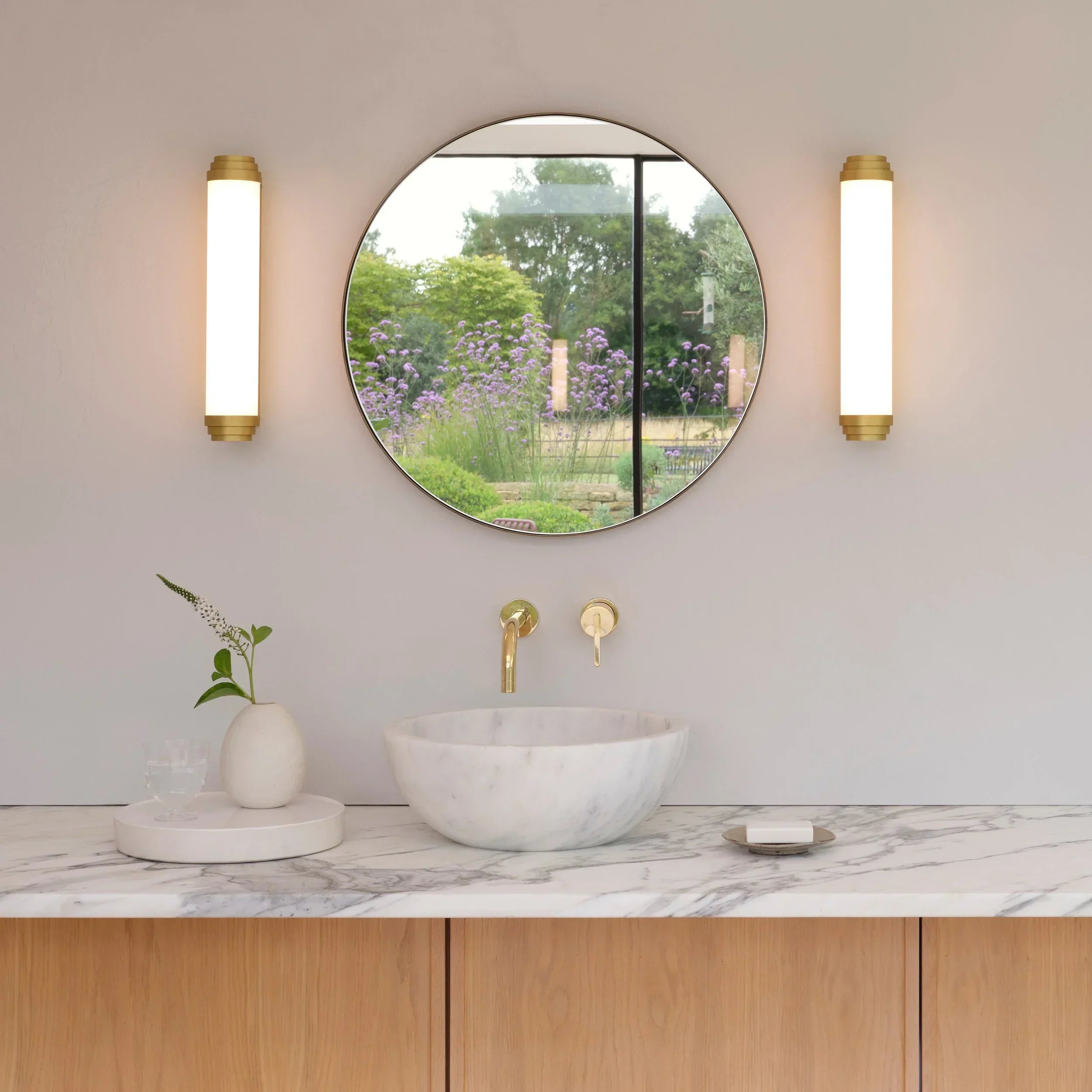 Burlington 400 Phase Wall Light