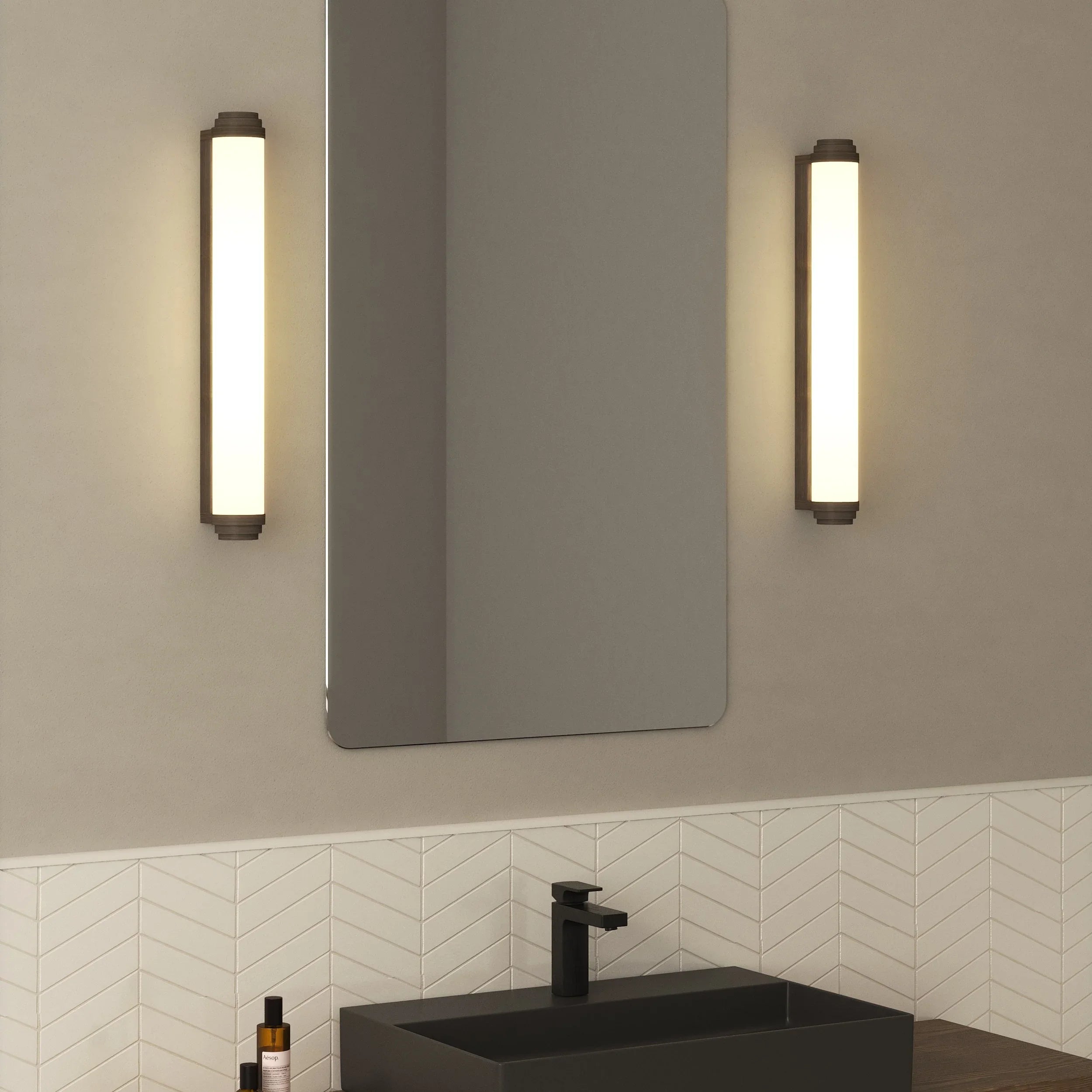 Burlington 600 Phase Wall Light