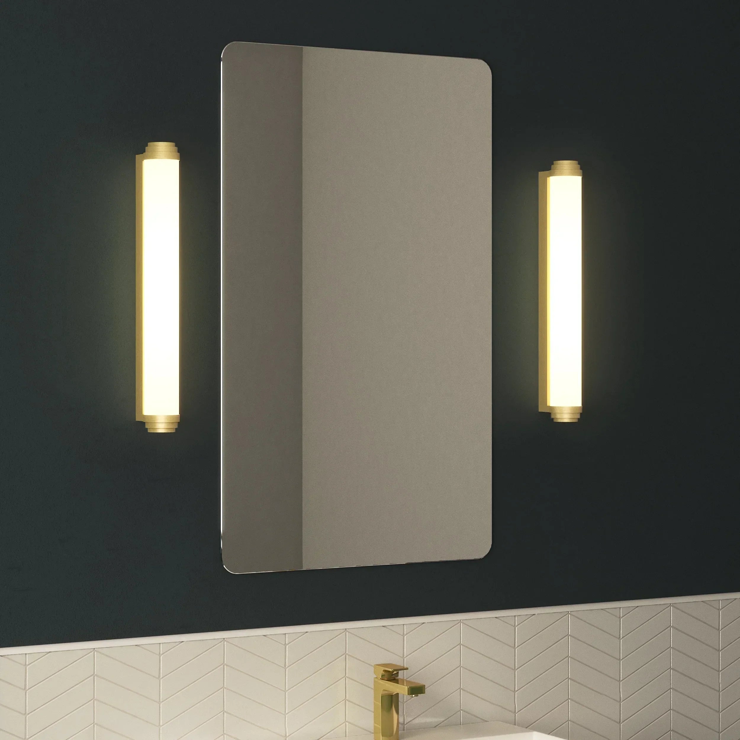 Burlington 600 Phase Wall Light