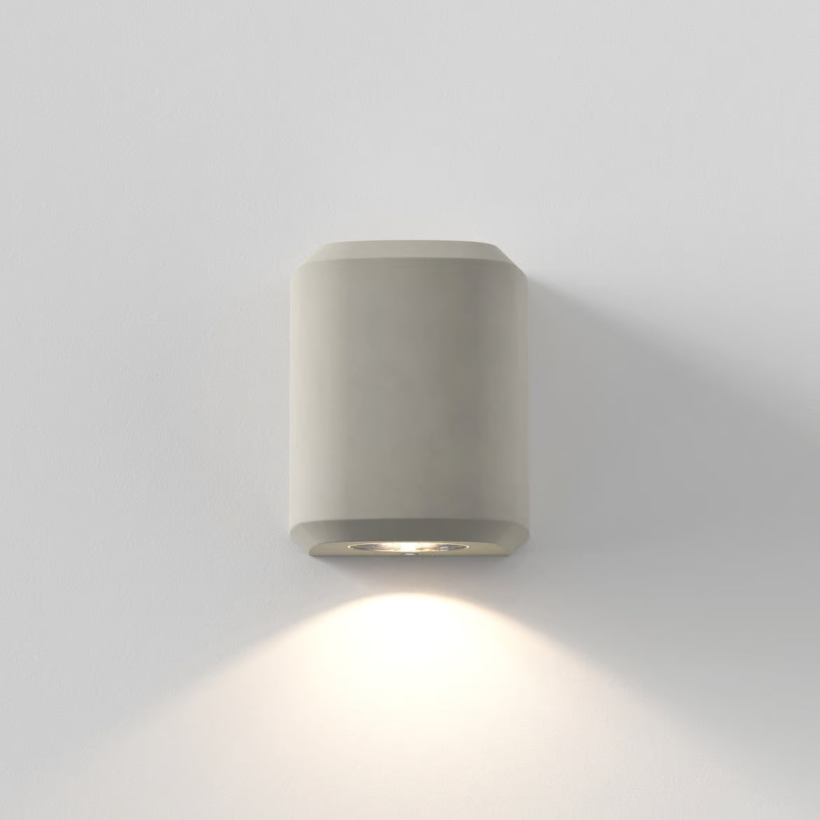 Brixham Single Wall Light