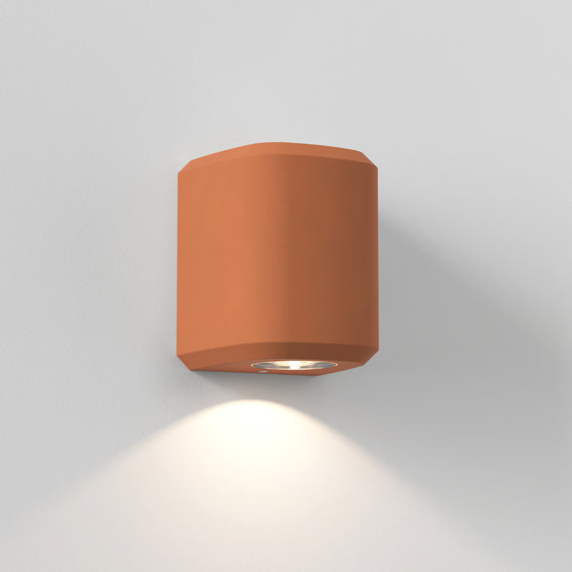 Brixham Single Wall Light