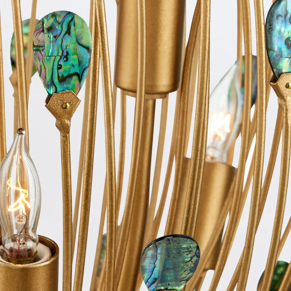 Delphos Pendant Light