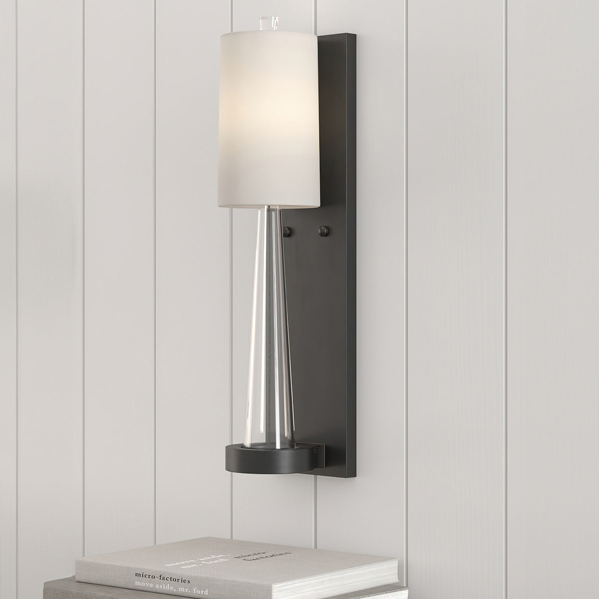 Junia Wall Light