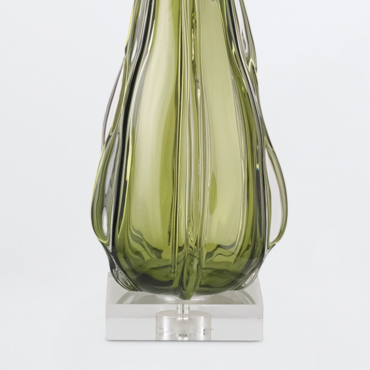 Zephyr Table Lamp