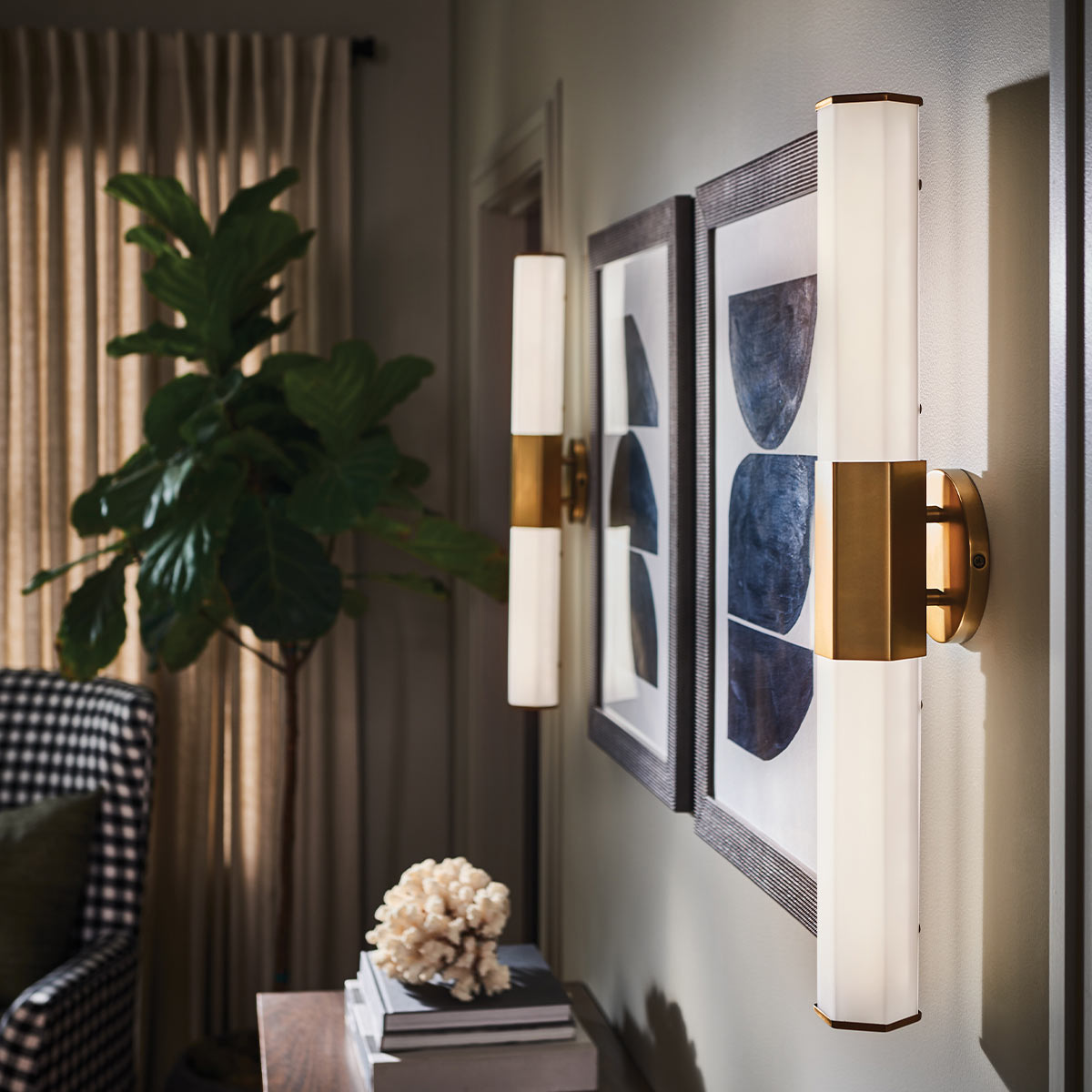 Facet Dual Wall Light