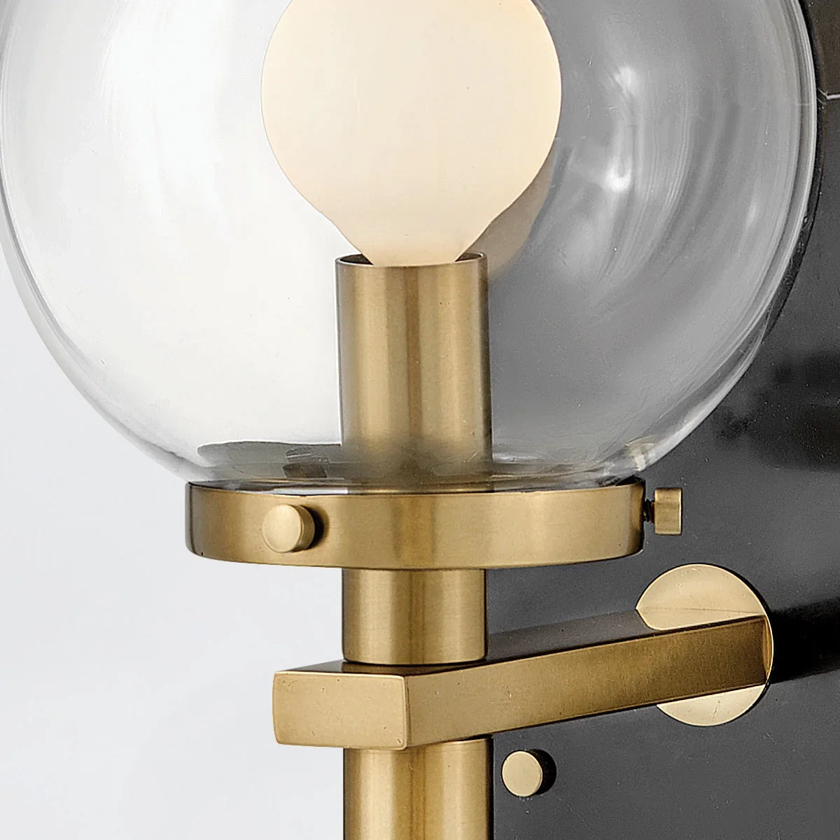 Gilda Wall Light