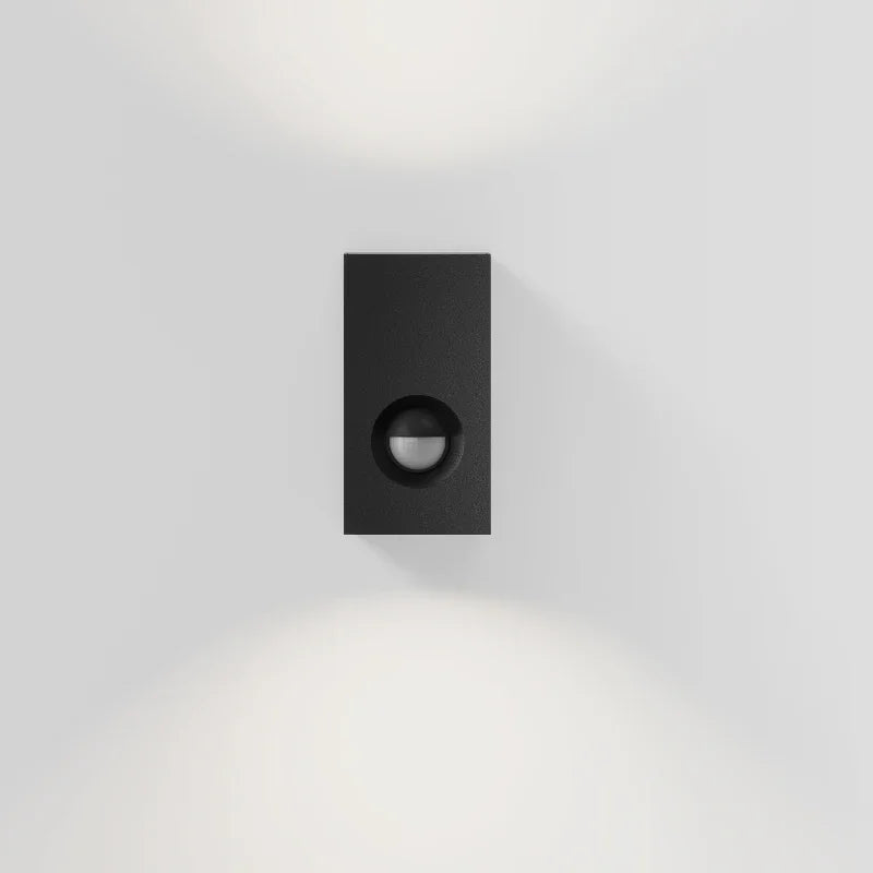 IP44.de Eye Control Wall Light | All Square Lighting