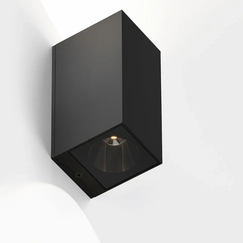 IP44.de Iem.2 Wall Light | All Square Lighting