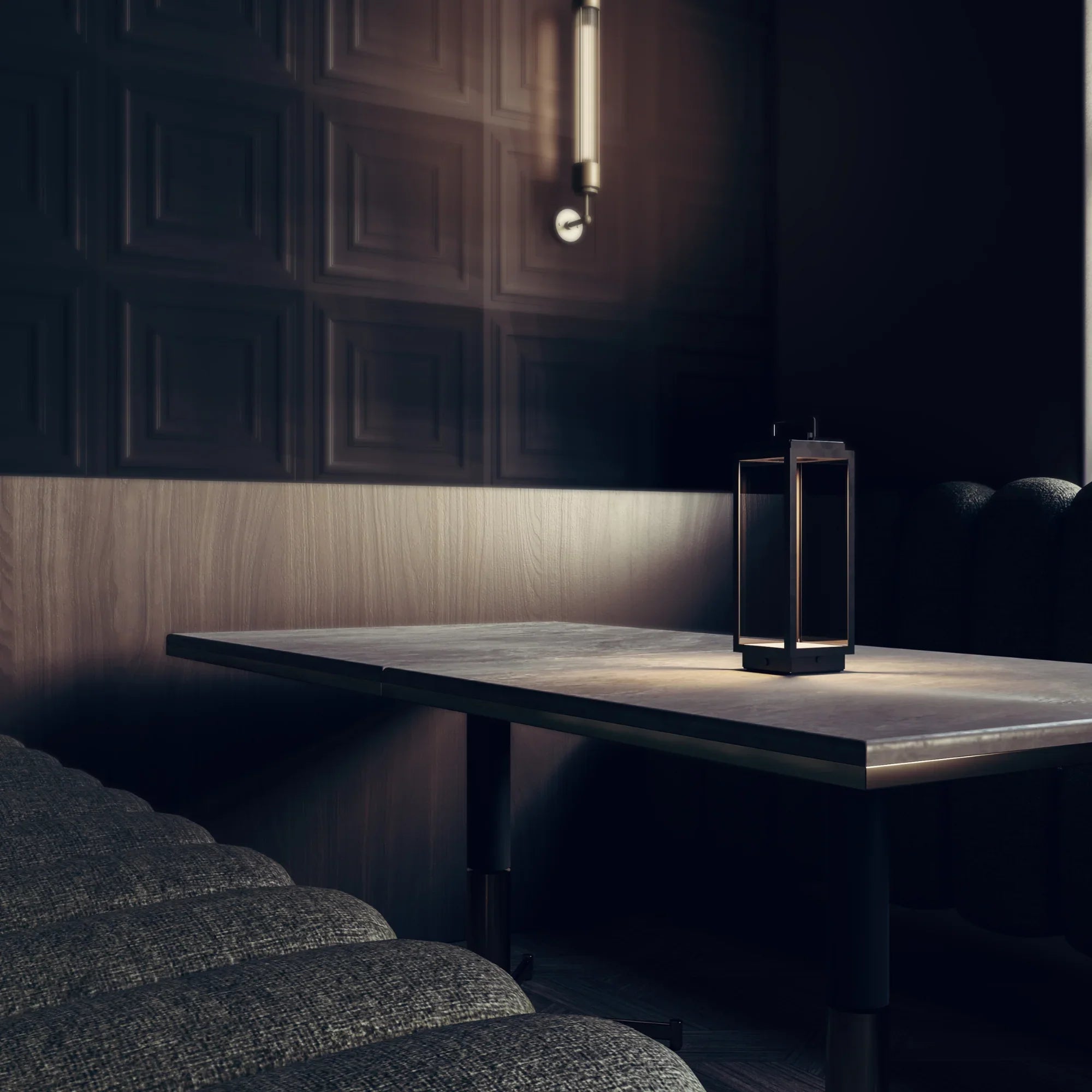 Blakes Petite N020 Table Lamp