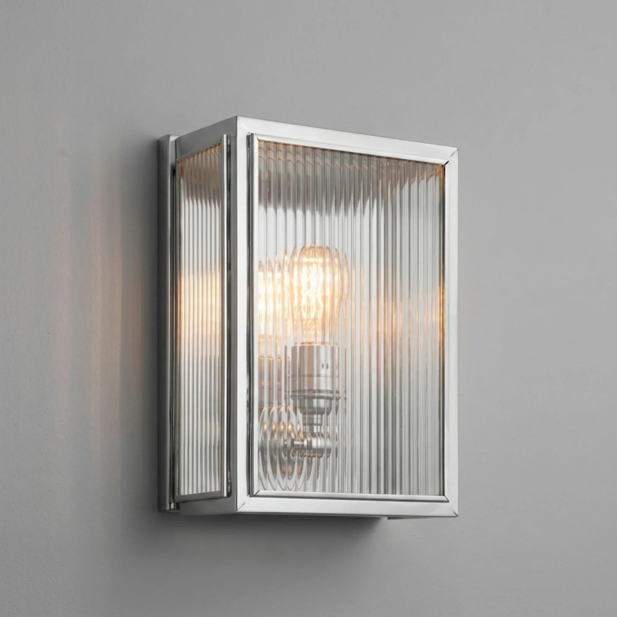 Essex Small N097 Wall Light