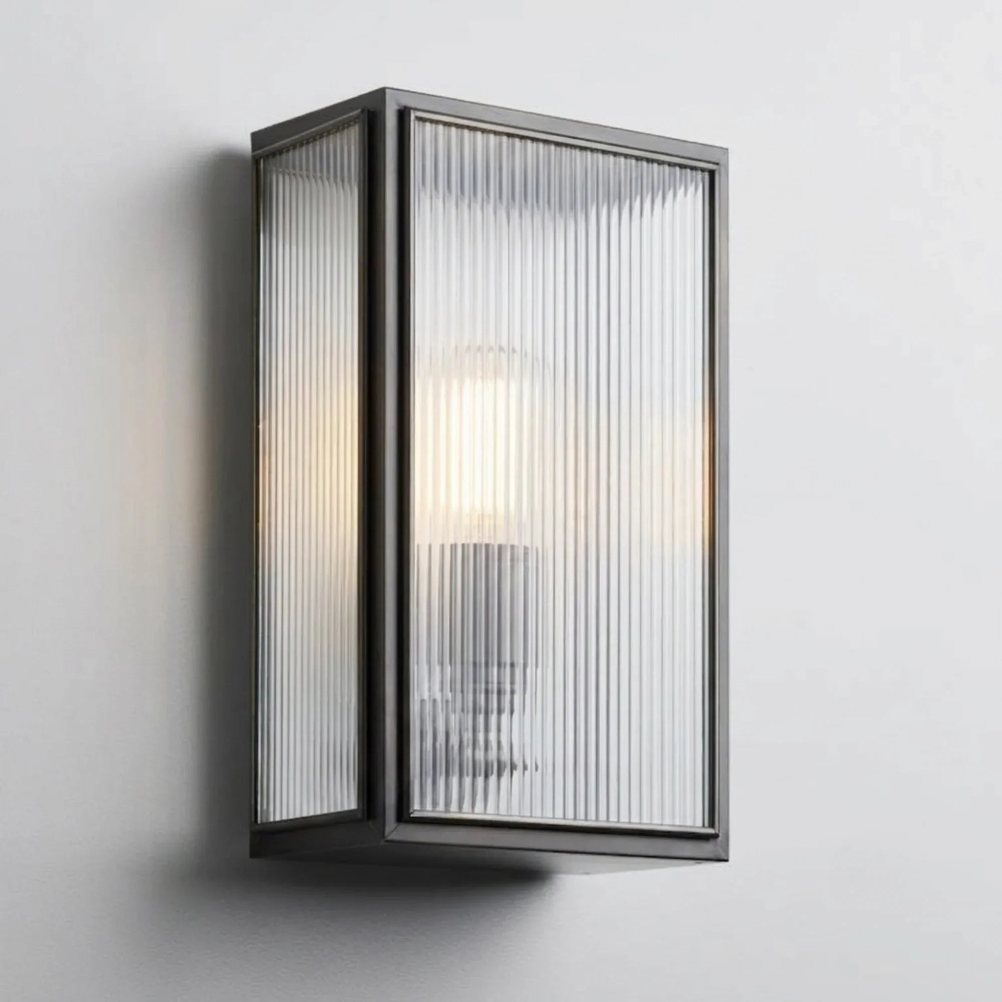 Essex N094 Wall Light