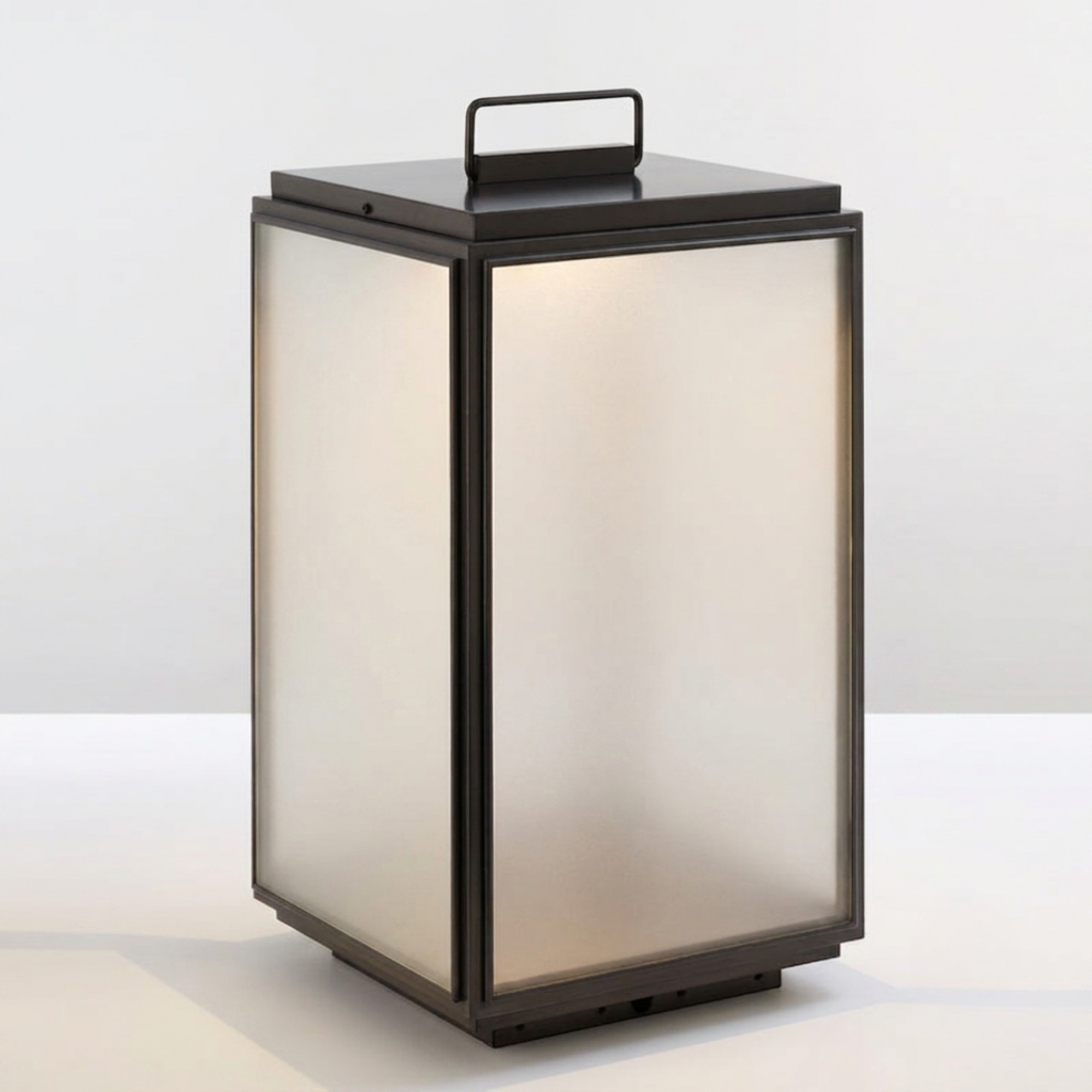 Ilford N106 Large Portable Floor Lamp