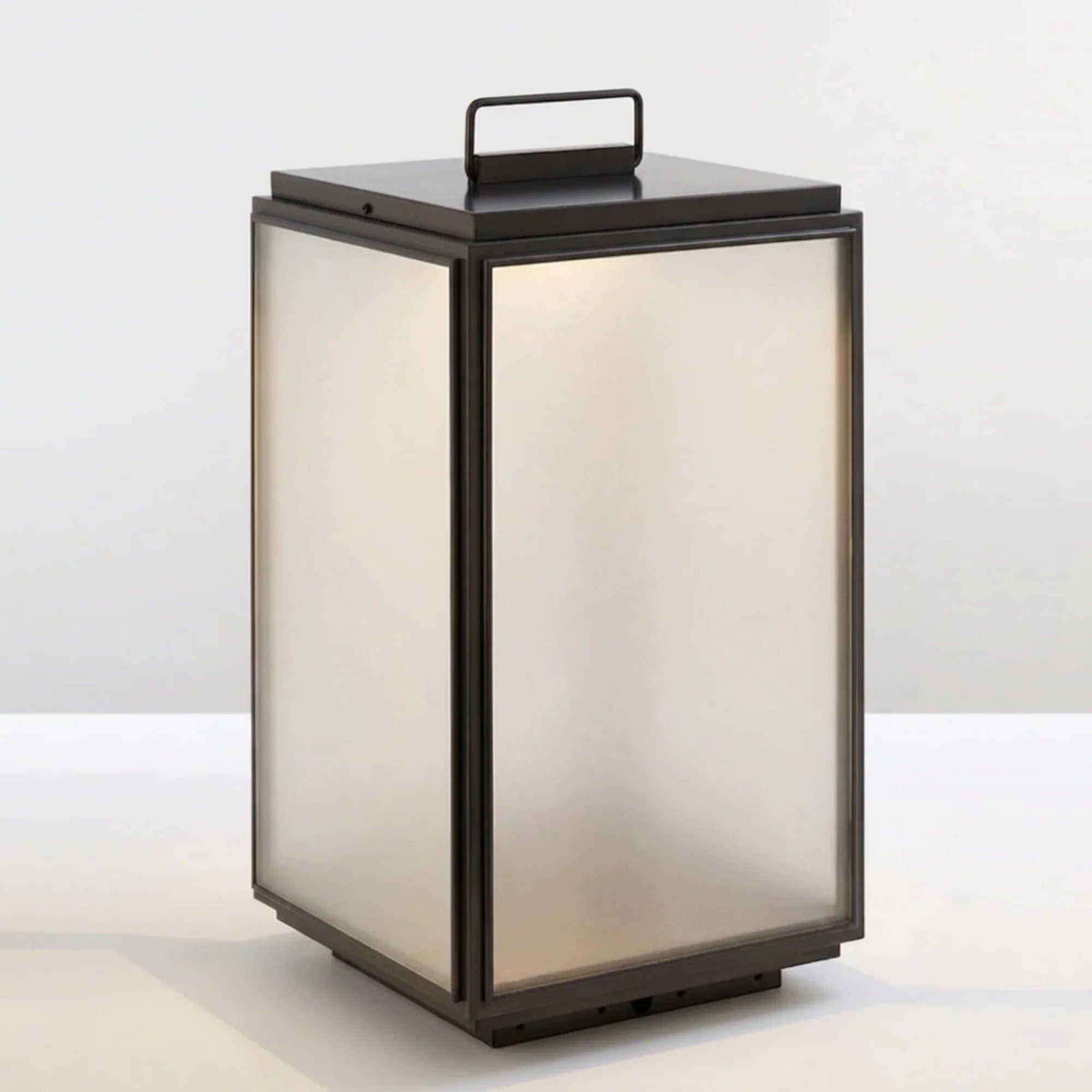 Ilford N106 Large Portable Floor Lamp