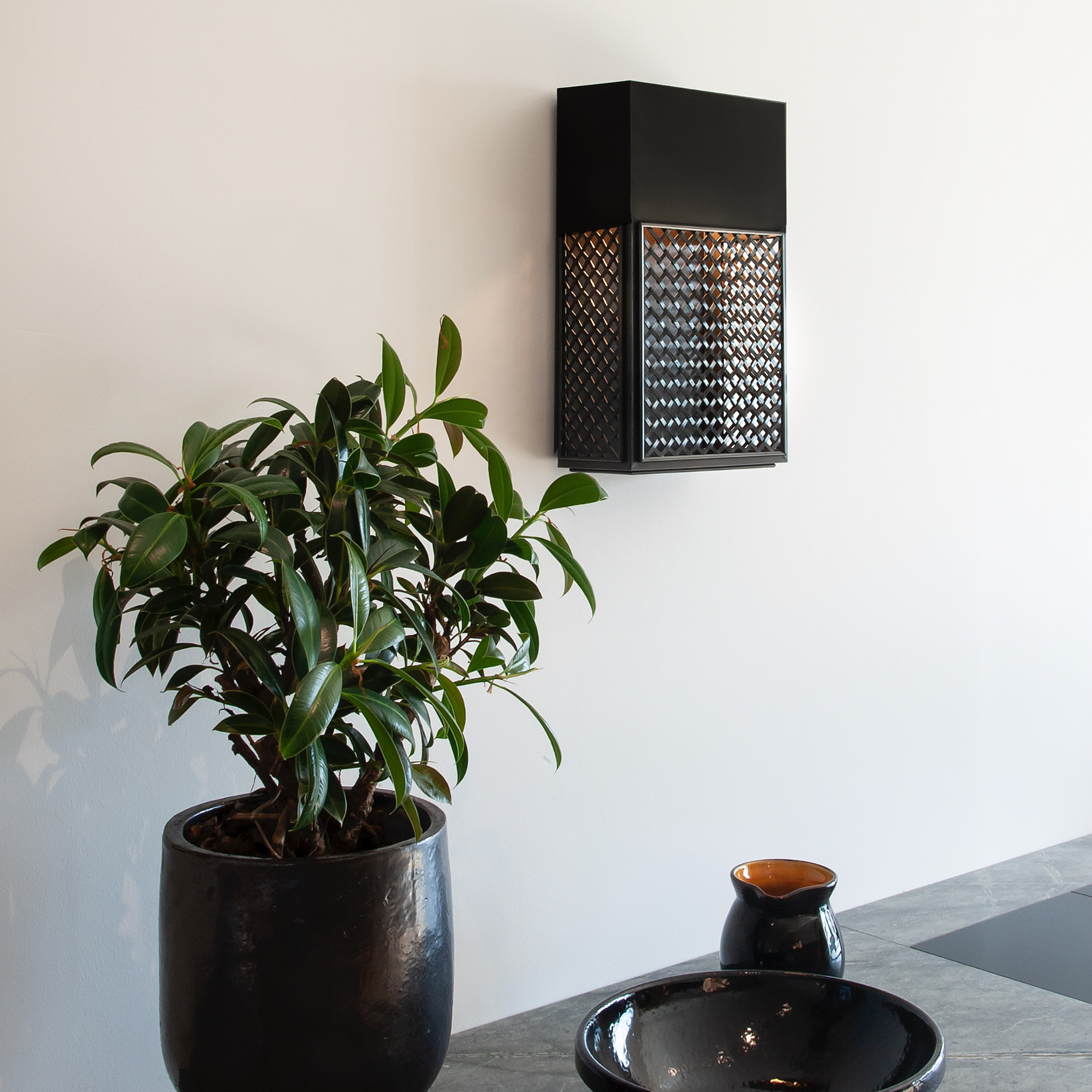 Maddox N124 Wall Light