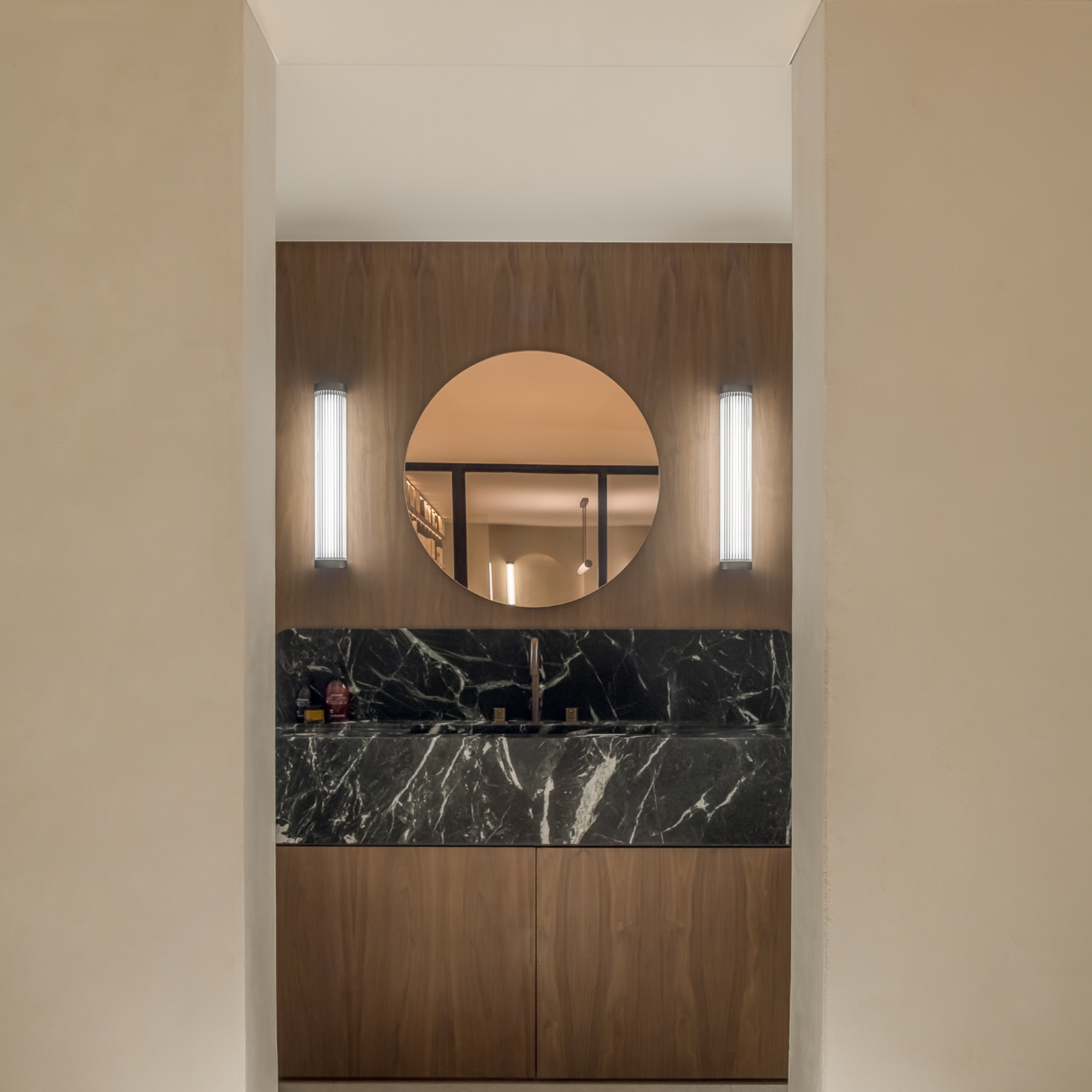 Mercer N120 Long Wall Light