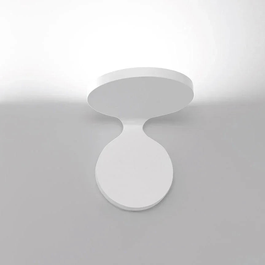 Artemide Rea 17 Wall Light | All Square Lighting
