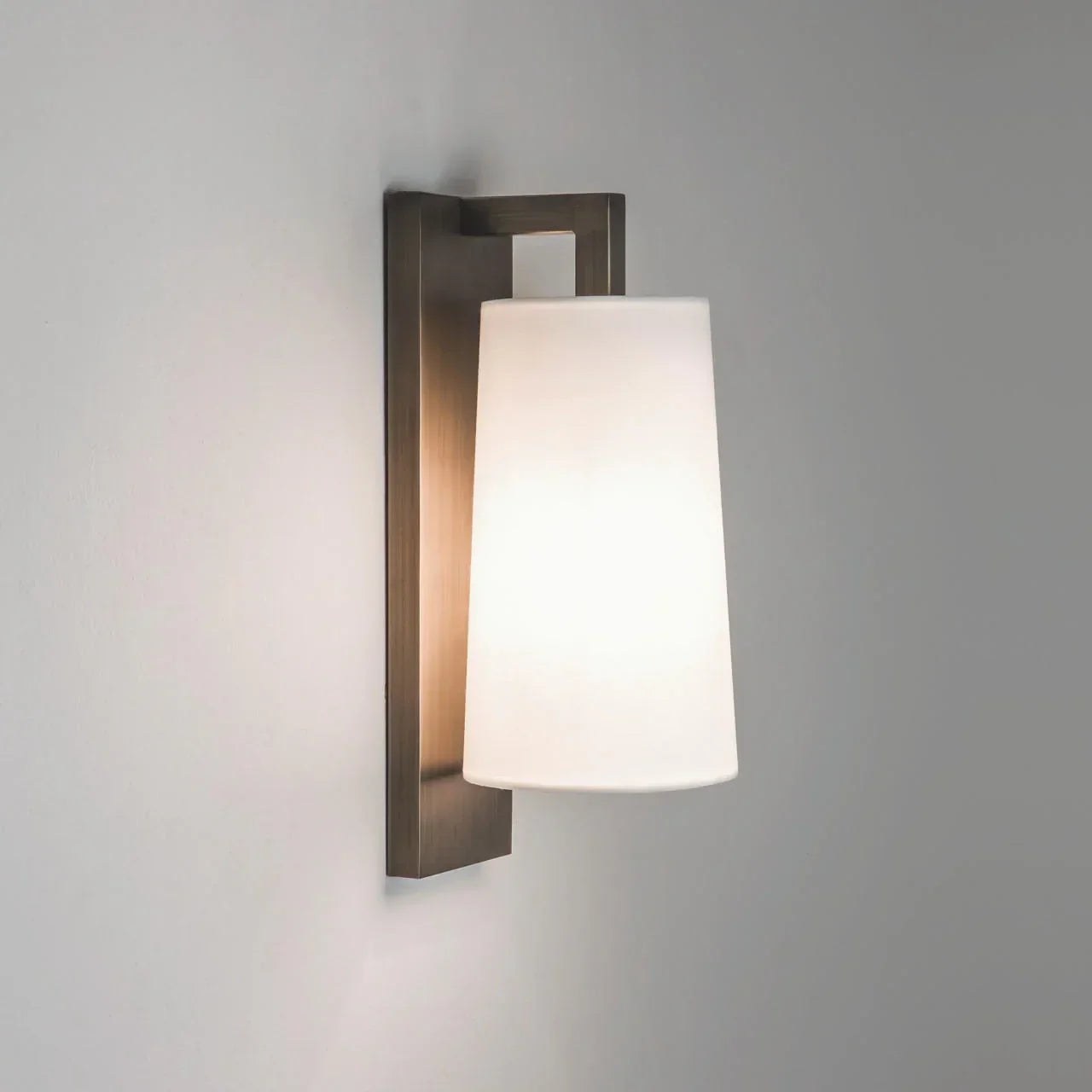 Astro Lighting Lago 280 Wall Light | All Square Lighting