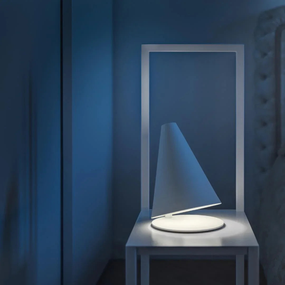 Davide Groppi Palpebra Table Lamp | All Square Lighting